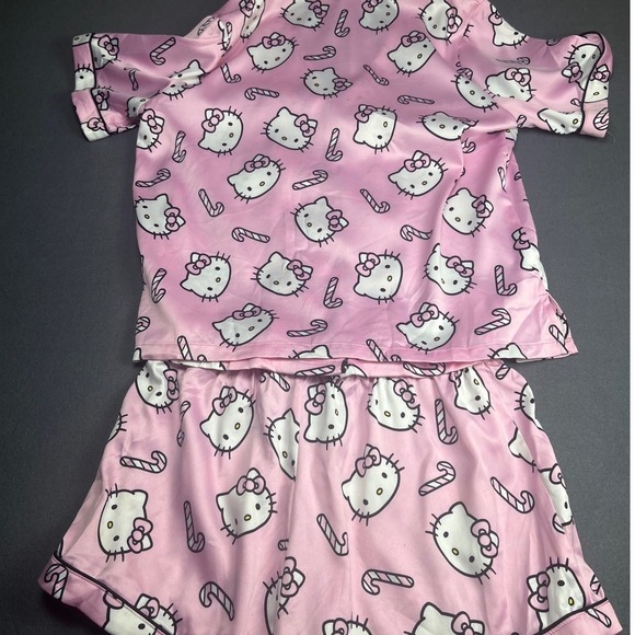 Hello Kitty Pajama Set Forever 21 Pink Kawaii Sleepwear Women's Outfit - Picture 8 of 10